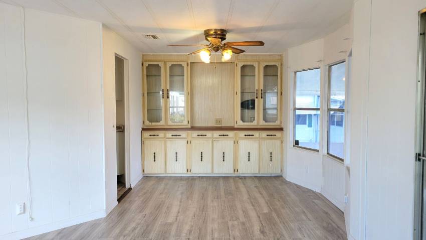 217 Green Haven Dr. W. a Dundee, FL Mobile or Manufactured Home for Sale